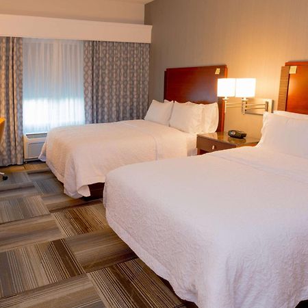 Hampton Inn & Suites Riverside/Corona East Dış mekan fotoğraf