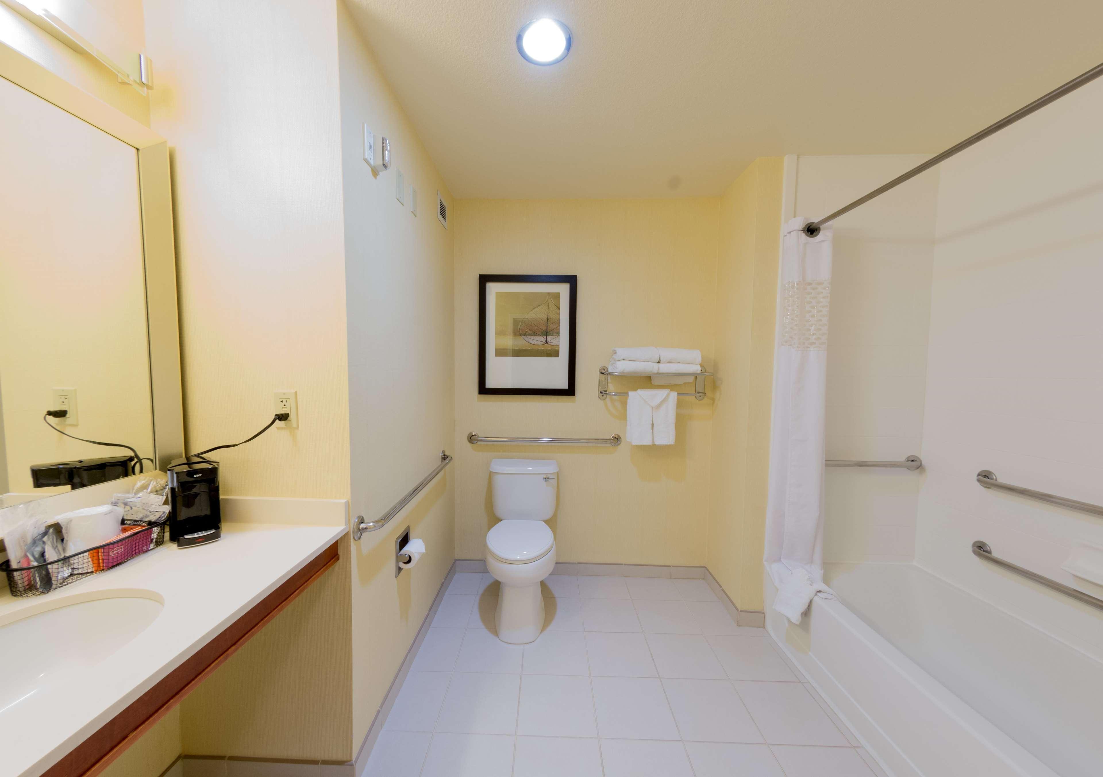 Hampton Inn & Suites Riverside/Corona East Dış mekan fotoğraf