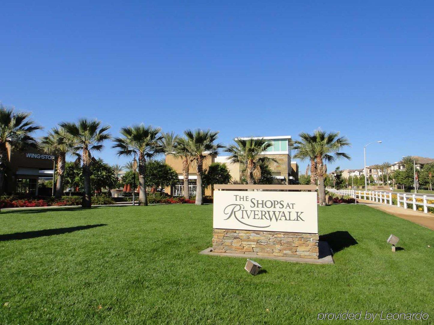 Hampton Inn & Suites Riverside/Corona East Dış mekan fotoğraf