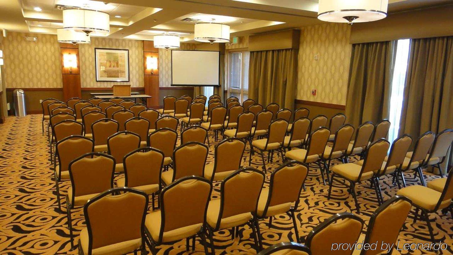Hampton Inn & Suites Riverside/Corona East Konforlar fotoğraf